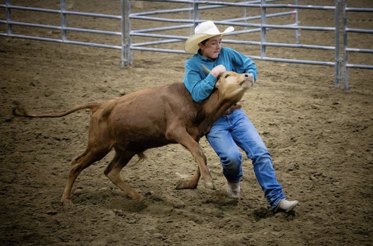 Junior High chute dogging